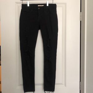 Levi’s Distressed 710 Black Super Skinny
